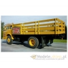 Model plastikowy AMT - Ciężarówka Ford C-600 Stake Bed