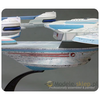 Model plastikowy AMT - Star Trek Enterprise 1701-B