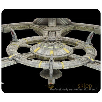 Model plastikowy AMT - Stacja Kosmiczna Star Trek Deep Space 9 Station