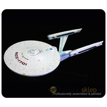 Model plastikowy Polar Lights - Star Trek U.S.S. Enterprise NCC-1701-A Refit
