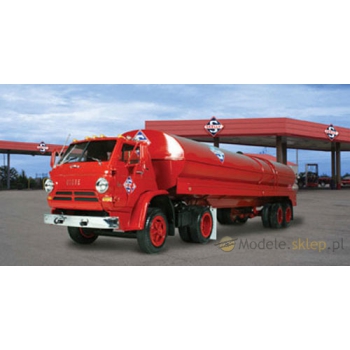Model plastikowy Lindberg - Ciągnik siodłowy Dodge L-700 + Naczepa cysterna