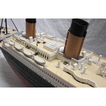 Model plastikowy - Liniowiec RMS Titanic Centennial Edition - Minicraft